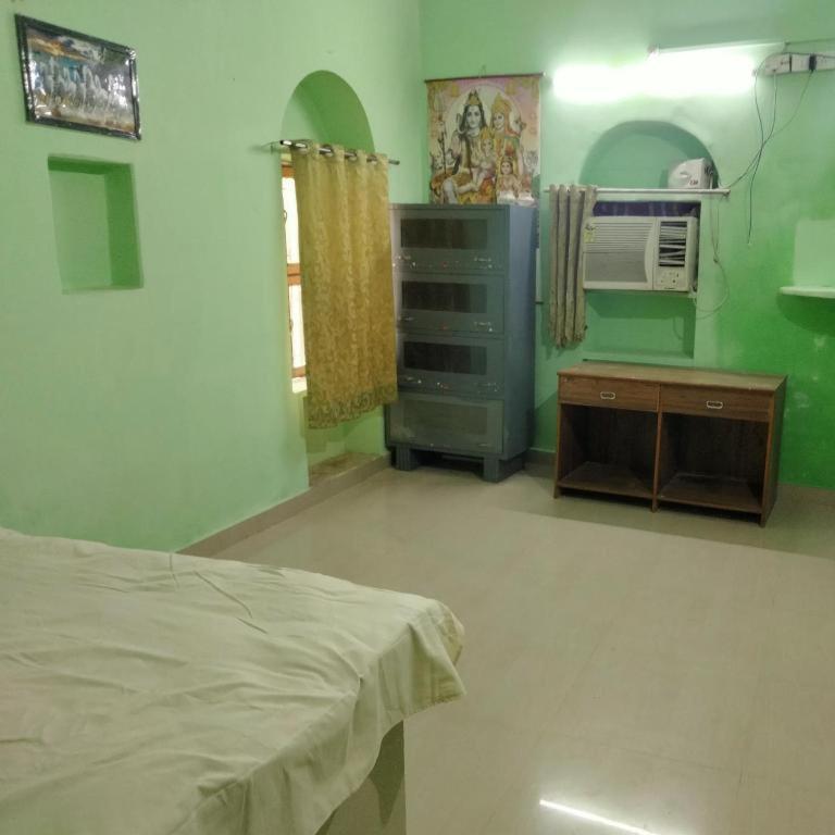 Shri Swami Sheetal Aashram Dharmshala Homestay