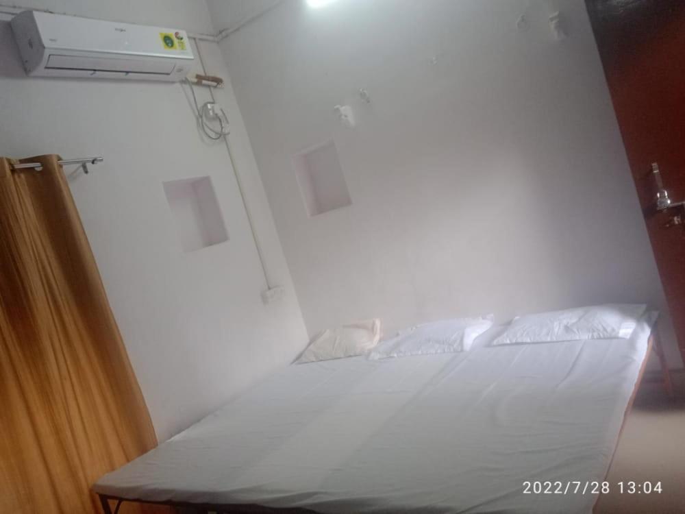 Homestay Shri Swami Sheetal Aashram Dharmshala Varanasi