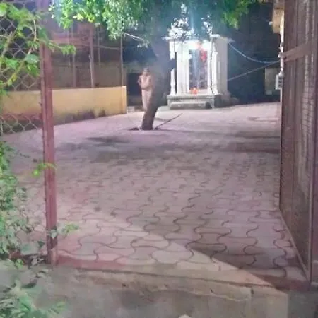 Shri Swami Sheetal Das Aashram Dharmshala Varanasi Exterior photo