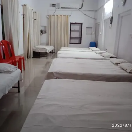 Shri Swami Sheetal Das Aashram Dharmshala Varanasi Exterior photo