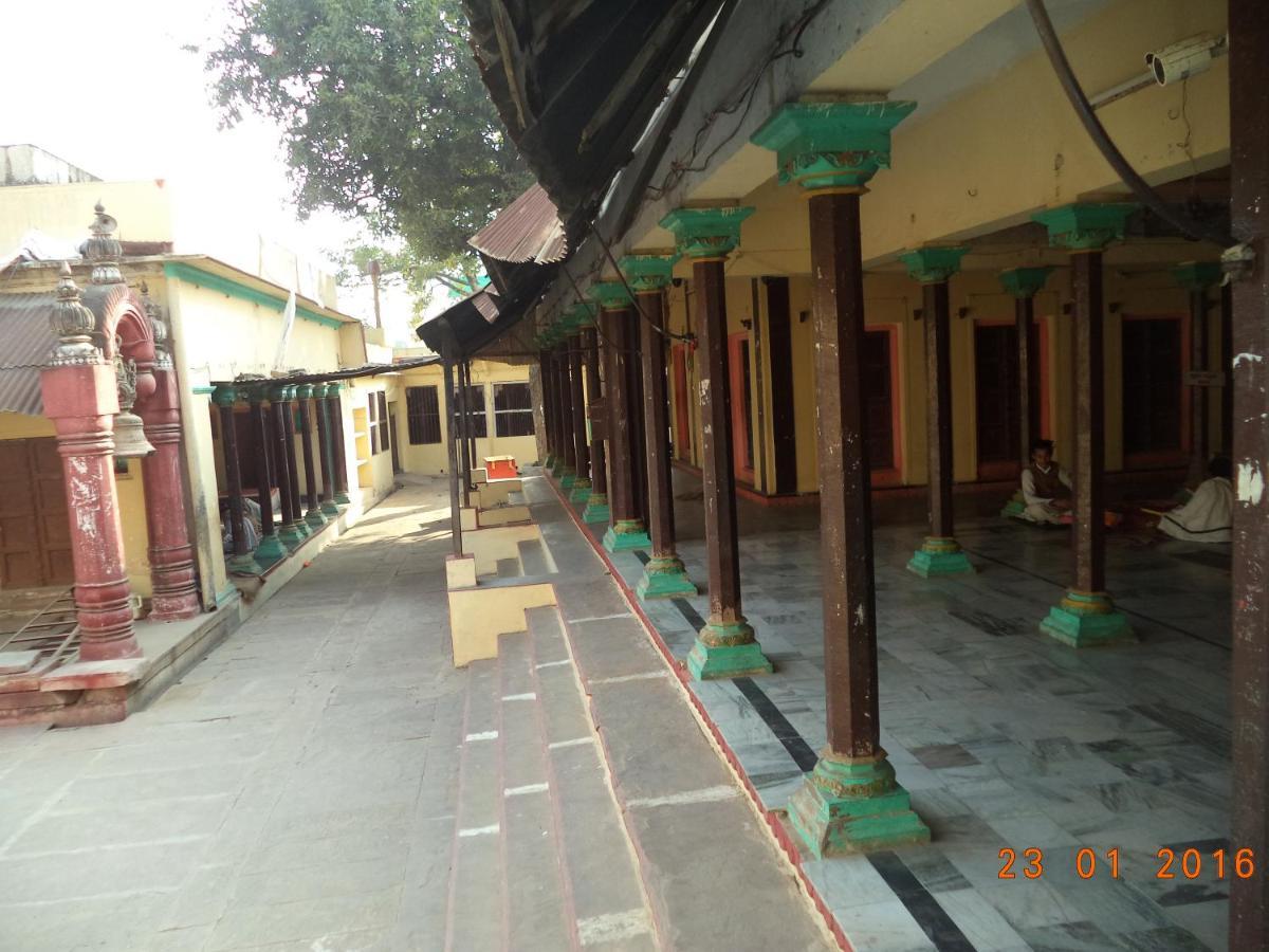 Shri Swami Sheetal Aashram Dharmshala Homestay Varanasi