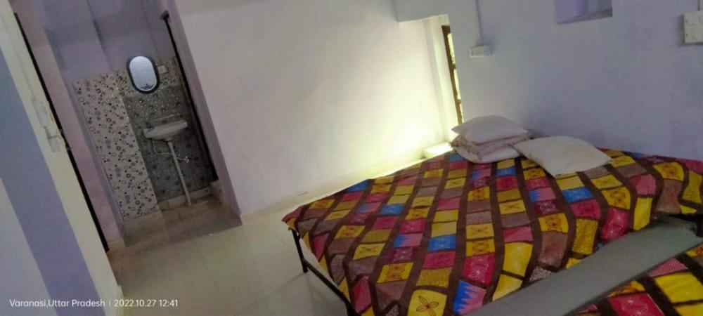Shri Swami Sheetal Aashram Dharmshala Homestay Varanasi